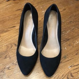 Lauren Conrad Faux Suede Pumps. Size 7 1/2.